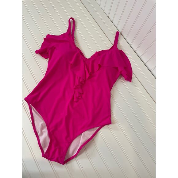 NWT FashionNova Womens Hot Pink Ruffled V-neck 1-PC Swimsuit Plus Size 1X - Picture 2 of 5